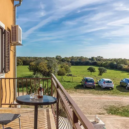 Valtursko Polje I * Loborika