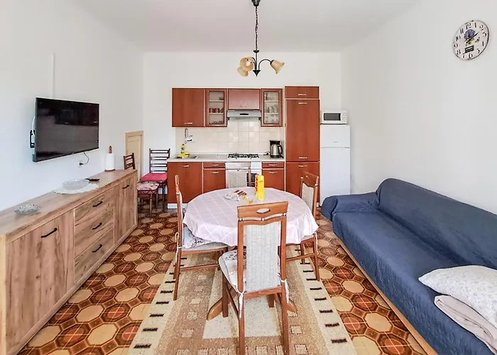 Valtursko Polje I * Loborika