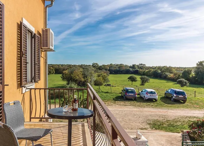 Valtursko Polje I * Loborika