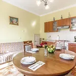 Valtursko Polje I * Pula